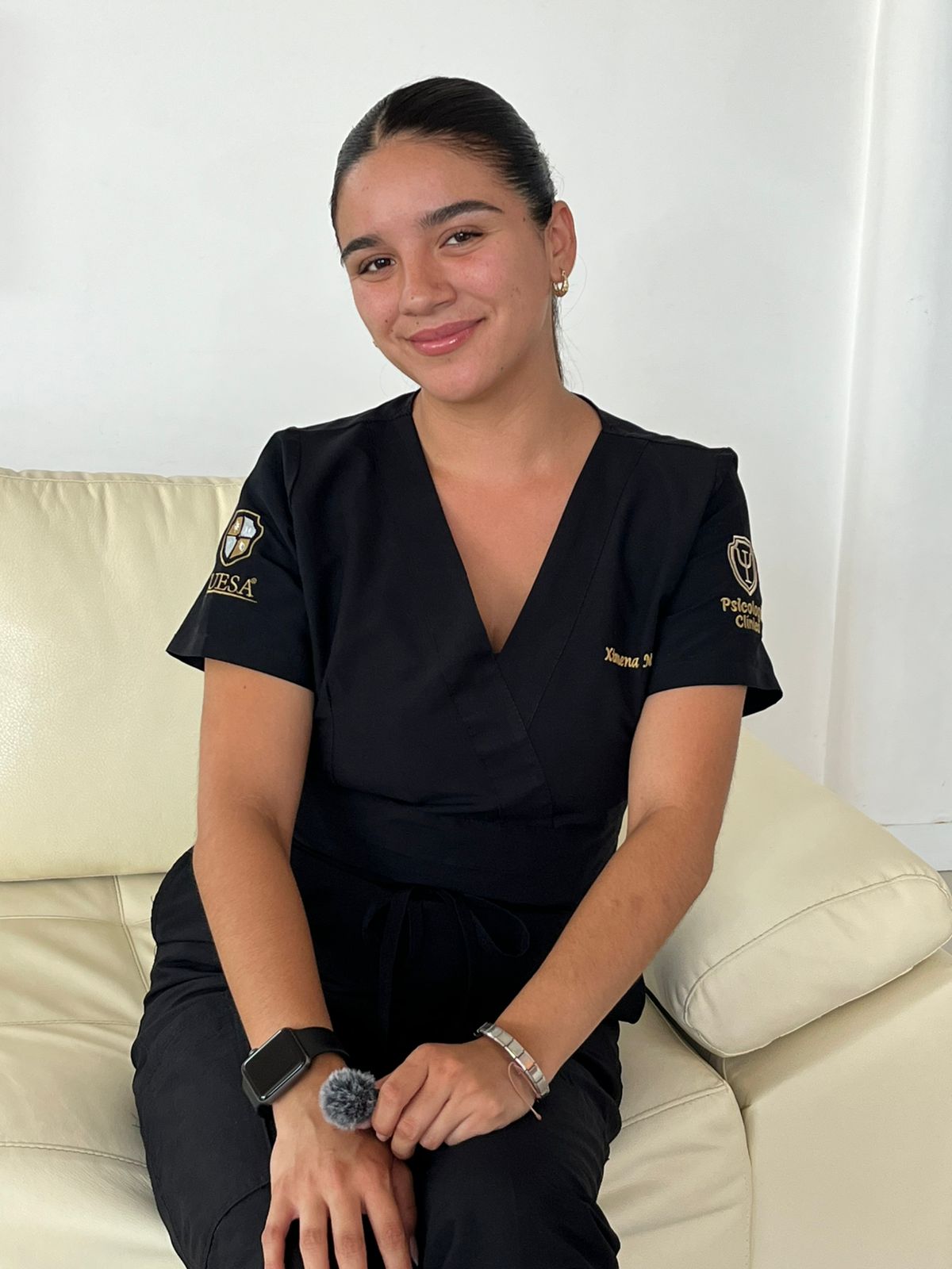 Read more about the article VOCES CUESA: Ximena Muñoz Herrera y su pasión por la Psicología Clínica