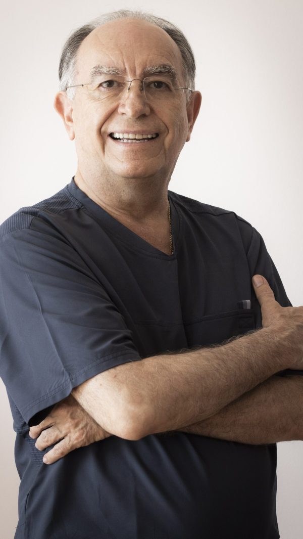 Dr Guillermo Llamas Esperon